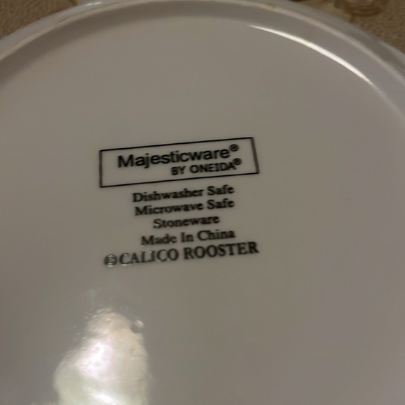 Set of 3 Majesticware by Oneida "CALICO ROOSTER" Soup Cereal Bowls Plaid 8.25” - Picture 3 of 3